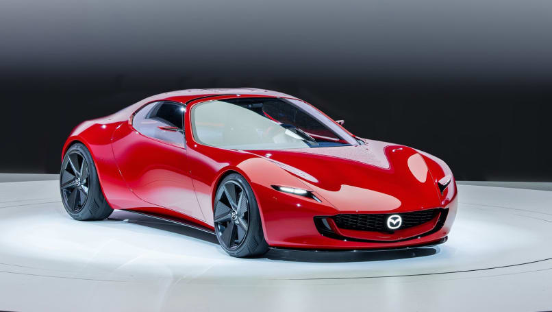 Un coupé sport à moteur rotatif avec phares escamotables ?  Dans l’environnement actuel en matière d’émissions et de sécurité ?