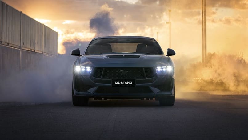Les points forts des spécifications incluent des phares à LED sur toute la gamme Mustang.