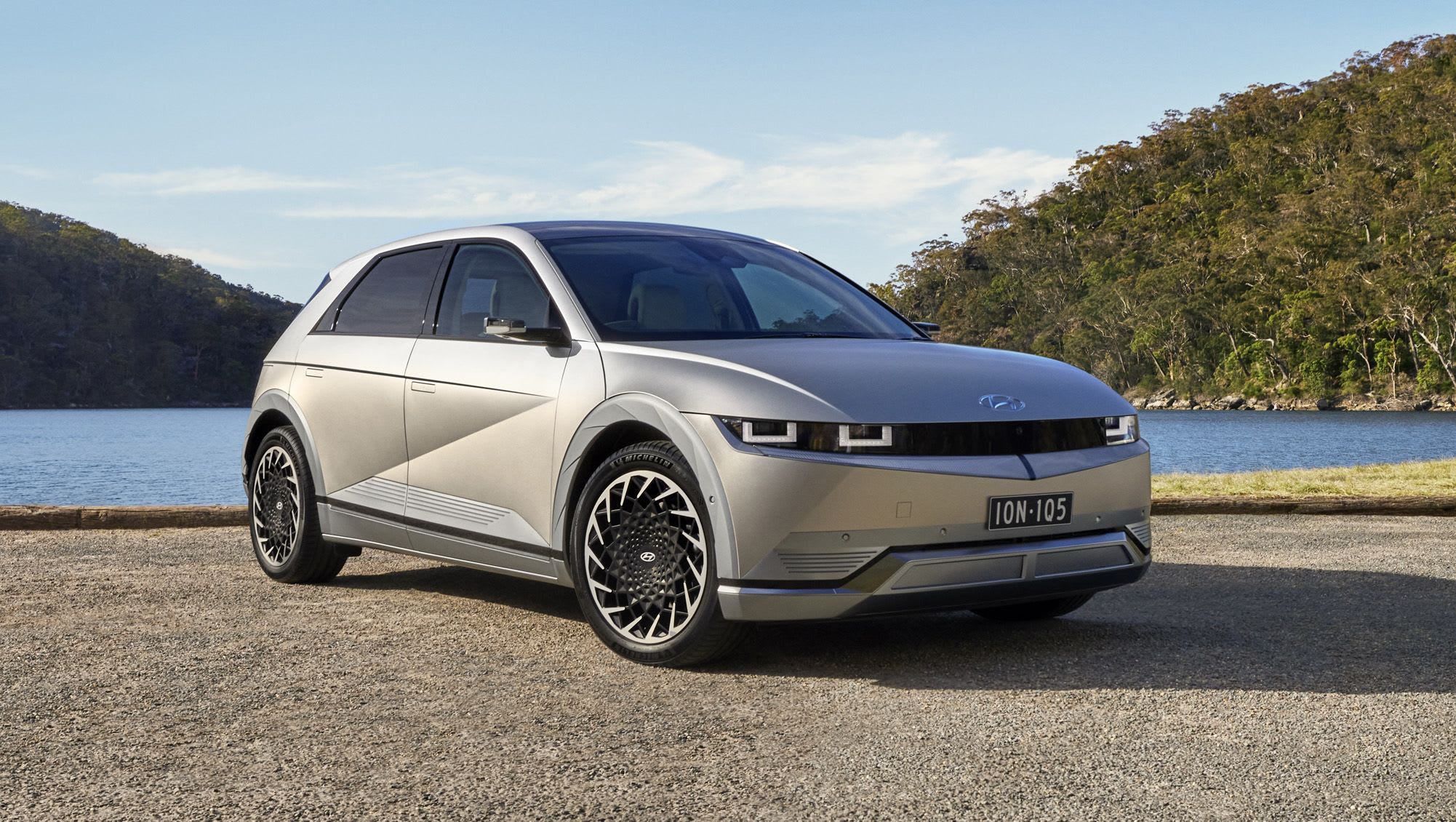 ev &  hybridguide Voitures électriques Hyundai en Australie : tout ce que vous devez savoir 31 octobre 2023 De nos jours, de nombreuses actualités concernant l'industrie automobile sont largement axées sur...