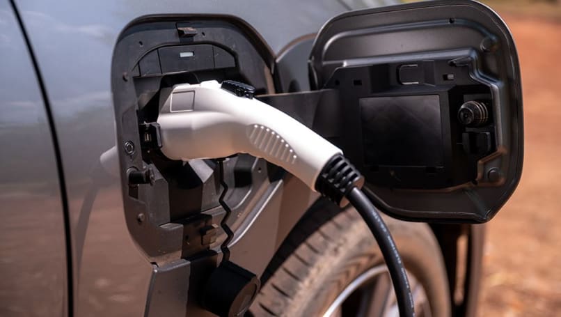 Subaru propose deux packs d'options « Ensemble de recharge » pour simplifier la recharge pour les acheteurs.