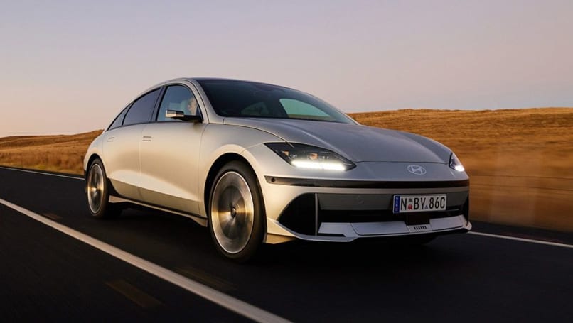 La voiture de base est également disponible avec une batterie de report « à autonomie étendue » de 77,4 kWh.