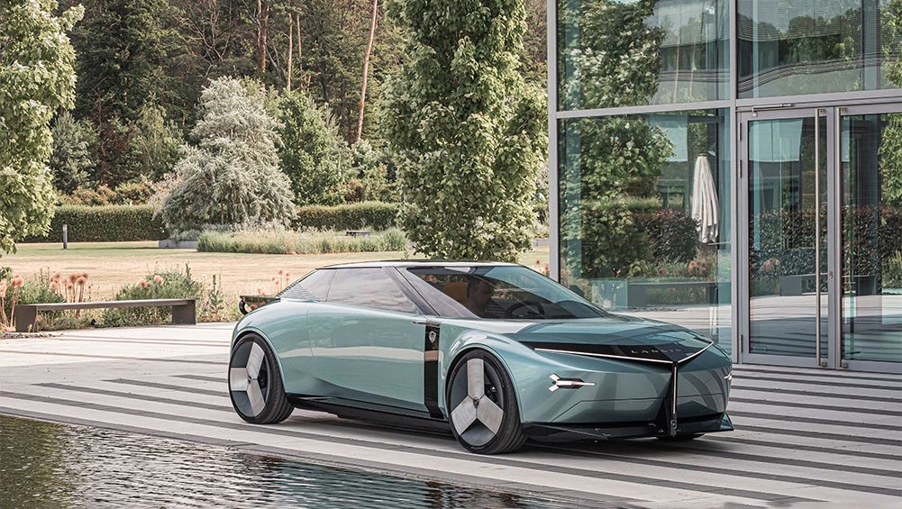 La résurrection de Lancia confirmée avec un plan stratégique sur 10 ans et un nouveau produit phare de la voiture électrique d'ici 2026 - Car News