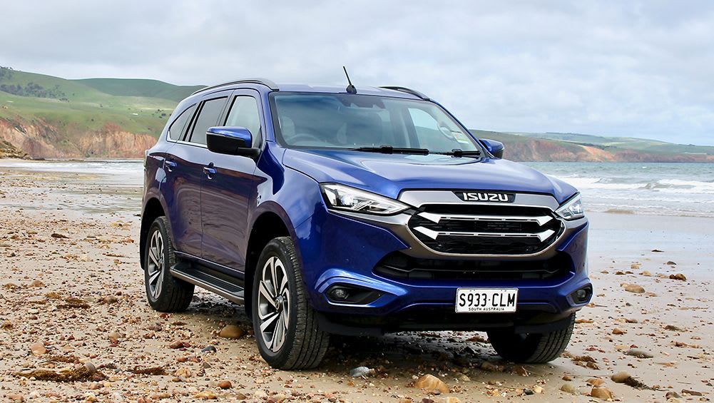 Moins cher que le diesel !  Le grand SUV Isuzu MU-X bénéficiera d'une nouvelle option de moteur de son cousin D-Max et le rendra plus compétitif par rapport à Mitsubishi Pajero Sport - Car News