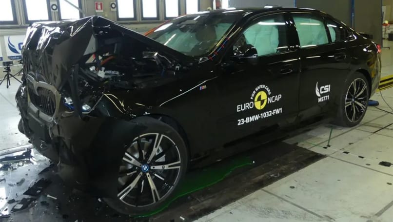 Le classement par étoiles ANCAP d'une voiture dure six ans avant de ne plus être valable.