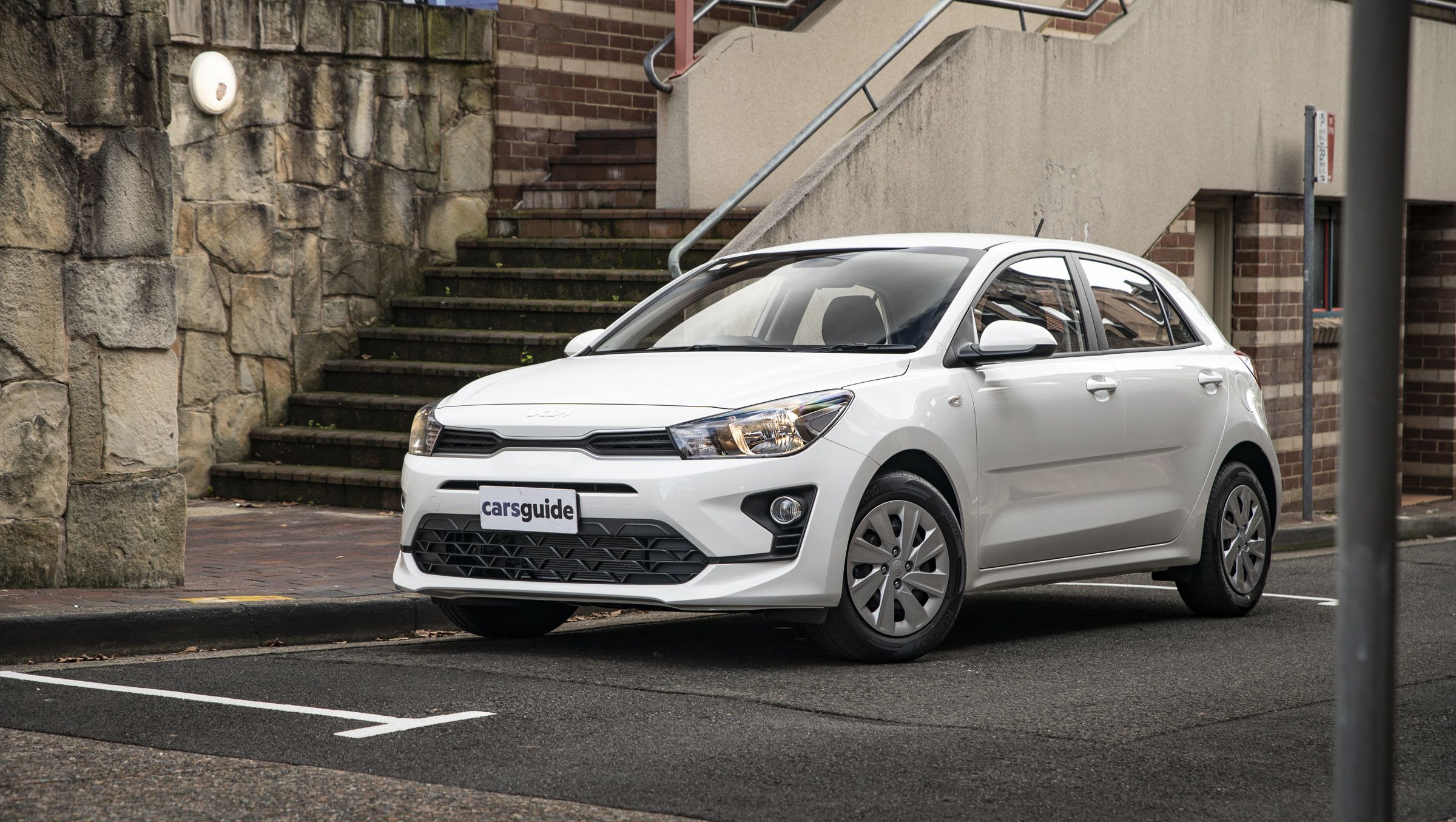 Rouille en morceaux : d'une voiture électrique Mazda mal-aimée à l'un des véhicules les moins chers de Kia, ce sont les voitures mises au rebut en 2023 - mais le LandCruiser 70 Series V8 devrait-il figurer sur la liste ?  - Actualités automobiles