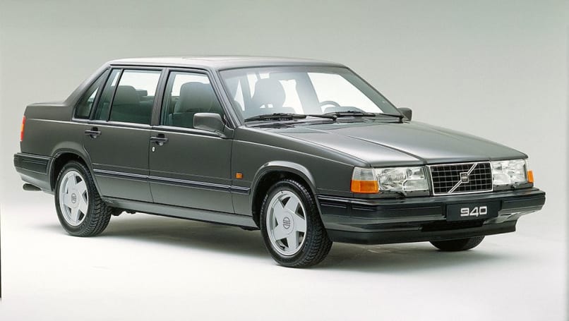 Lors du premier lot de tests en 1993, la Volvo 940GL a obtenu les meilleurs résultats grâce à son airbag.