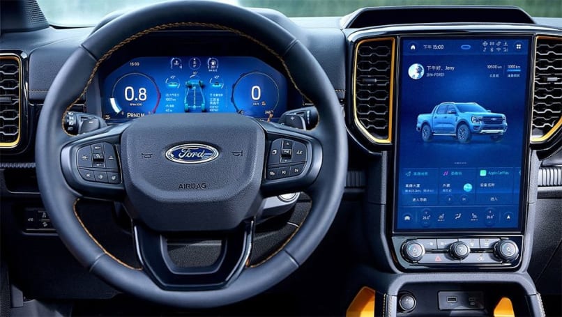 Pendant ce temps, même les variantes à cabine unique les plus basiques livrées en Australie sont livrées avec un freinage d'urgence automatique, des systèmes d'assistance dans la voie et toute la gamme d'airbags, qui sont tous nécessaires pour maintenir une cote de sécurité ANCAP maximale de cinq étoiles.
