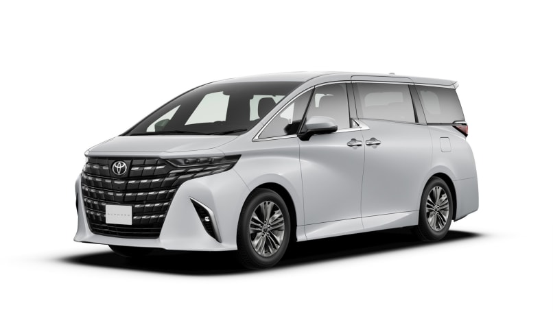 Le robuste groupe motopropulseur uniquement diesel n'aide pas sa cause, contrairement à son homologue Alphard du marché intérieur japonais, disponible avec un groupe motopropulseur hybride essence de 2,5 L et populaire parmi les importateurs privés.