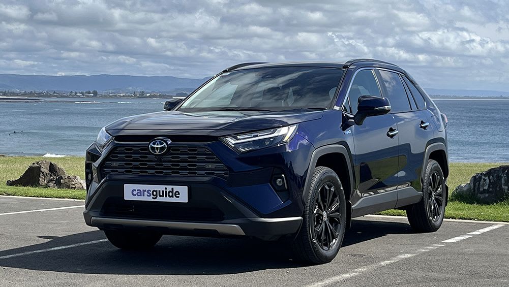 Le Toyota RAV4 hybride plutôt que le Tesla Model Y !  Pourquoi acheter une voiture hybride au lieu d’une voiture électrique a beaucoup de sens |  Opinion - Actualité automobile