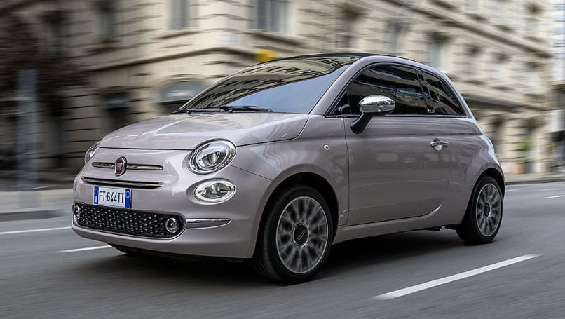 La petite 500 approche maintenant de sa deuxième décennie de vente (elle est arrivée pour la première fois en 2007 et a été rénovée en 2016), il est donc remarquable qu'elle soit toujours en vente, et encore moins qu'elle trouve encore des acheteurs.