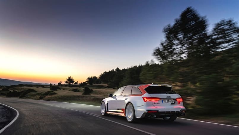 Au total, 660 RS6 Avant GT seront produites pour la consommation mondiale, avec une petite allocation destinée à l'Australie.