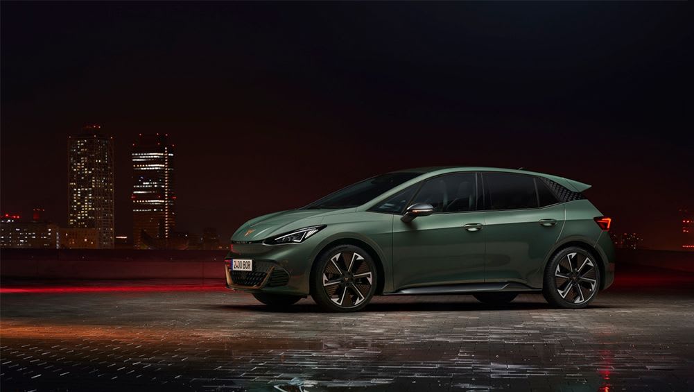 Mettez sous tension !  La Cupra Born VZ 2025 s'est révélée être une voiture électrique plus rapide, mais est-elle assez chaude pour rivaliser avec la Tesla Model 3 ou la Polestar 2 ?  - Actualités automobiles