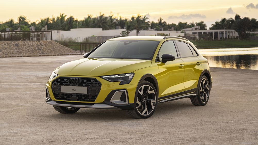 Survolté !  L'Audi A3 2024 mise à jour avec le crossover Allstreet pour aider à combler le vide laissé par le petit SUV Q2 - Actualité automobile