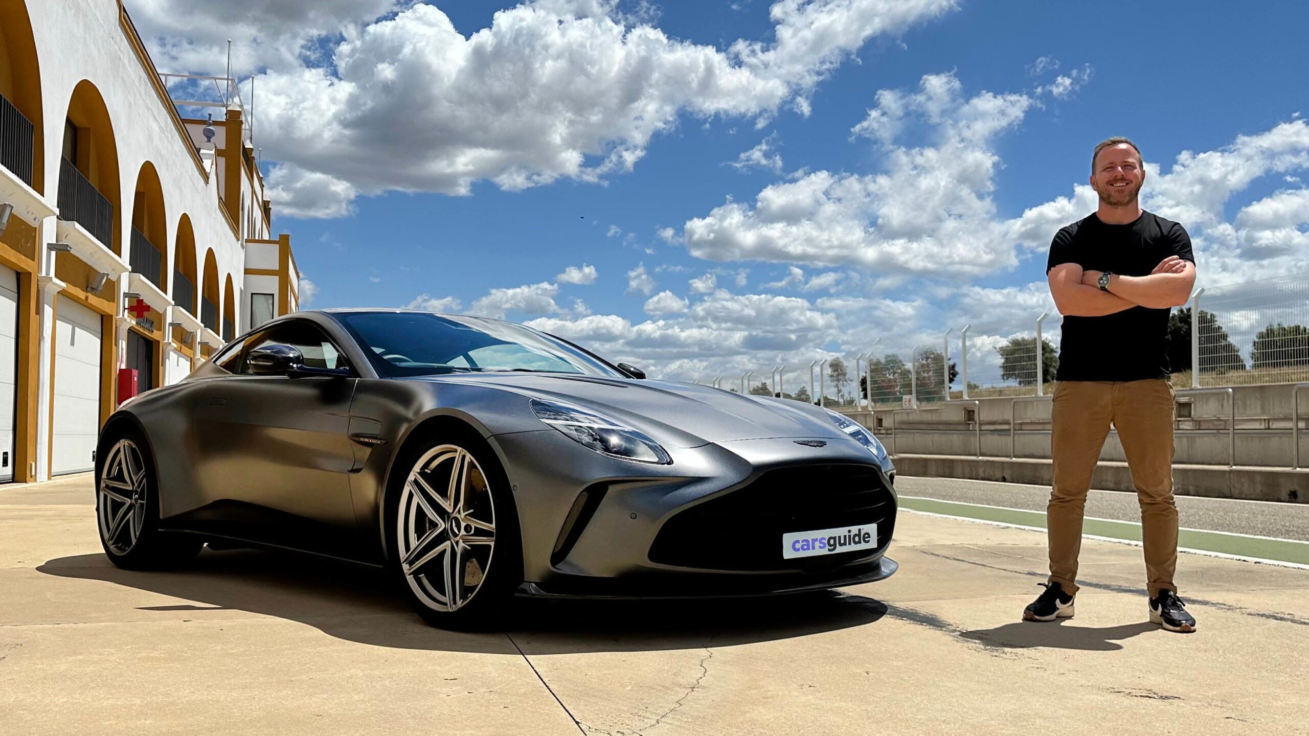 Essai de l'Aston Martin Vantage 2024
