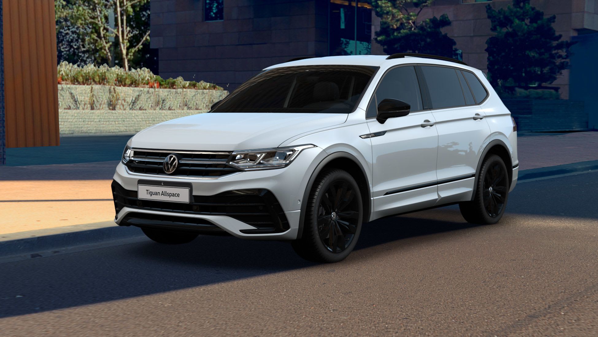 Un SUV familial spécial brise la couverture : Volkswagen présente le SUV à trois rangées Tiguan Allspace Wolfsburg noirci pour rivaliser avec Mitsubishi Outlander et Kia Sorento