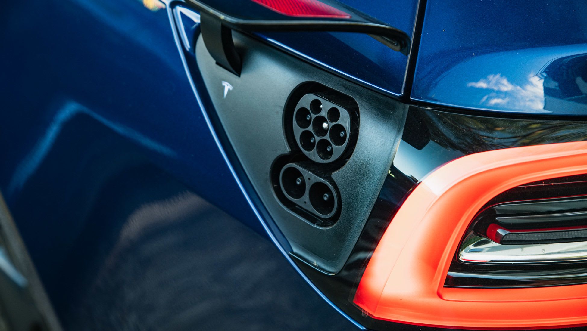 Les marques automobiles qui réalisent des bénéfices records ont une chose en commun : le manque de voitures électriques : pourquoi Toyota, Mazda, Mitsubishi et d'autres font plus de bénéfices que Tesla et Volkswagen |  Analyse