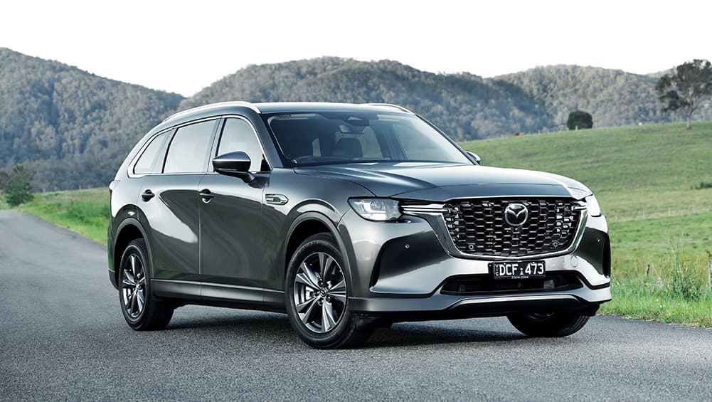 Essai du Mazda CX-80 Pure 2025 : instantané – Ce remplacement du Mazda CX-8 peut-il rivaliser avec l'ensemble SUV familial à sept places ?
