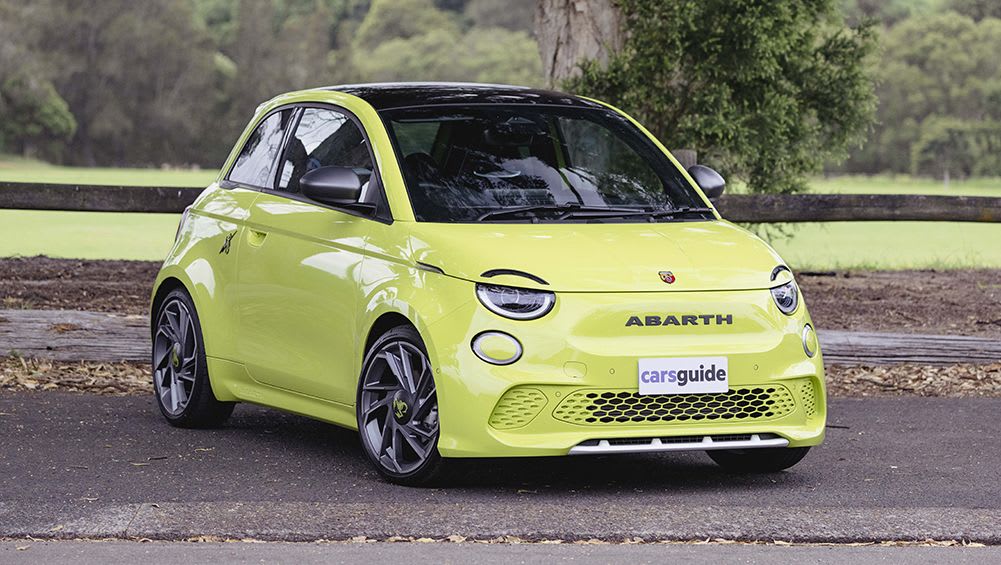 La marque de performance abandonne l'essence : la fin des moteurs à combustion annoncée par Abarth alors que la marque sportive de Fiat passe à l'électrique, ce qui n'est qu'un coup dur pour les amateurs de Hyundai i20 N et de Volkswagen Polo GTI - Car News