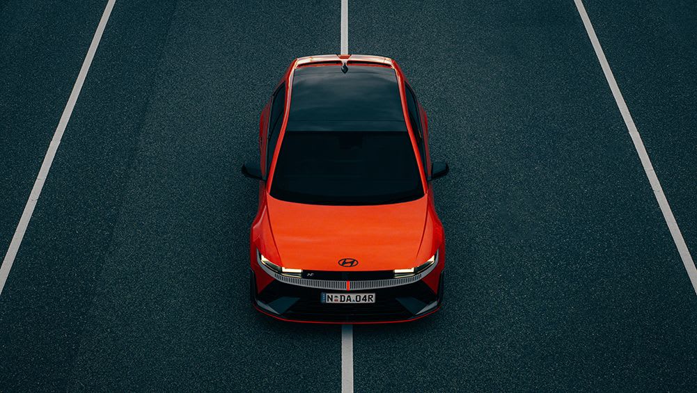 Le Top 5 des voitures de Byron Mathioudakis en 2024 : un balayage complet de l'électrification, de la Suzuki Swift Hybrid la moins chère à la Ford e-Transit Custom Sport Van-tasy ! - Actualités automobiles