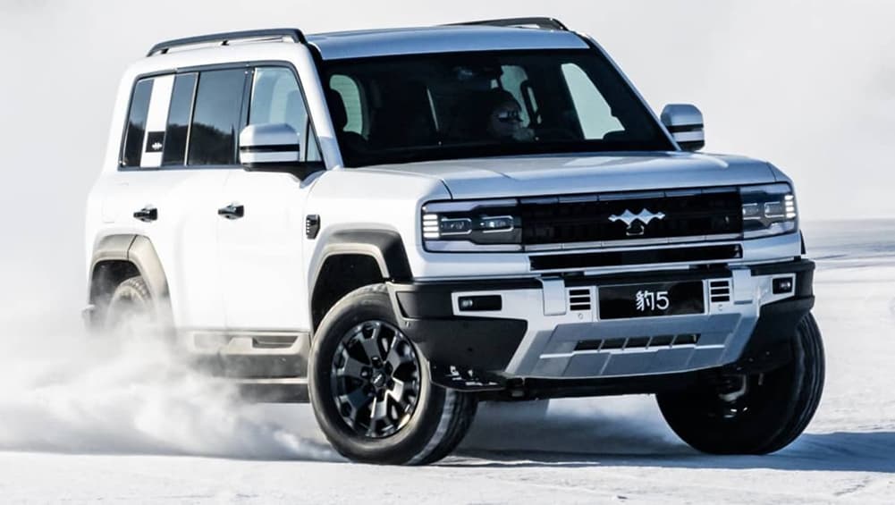 Oubliez le mini Toyota LandCruiser FJ : les nouvelles sociétés hybrides compactes à quatre roues motrices de BYD comme alternative à prix réduit aux Nissan Patrol, Toyota Prado et Ford Everest - Car News