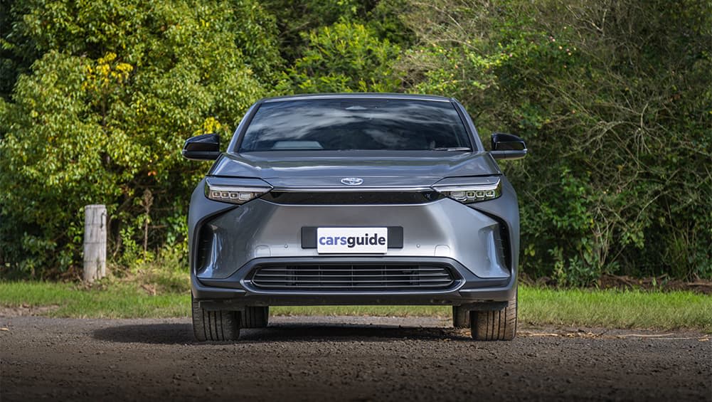 « Toyota a parfaitement compris » : la croissance lente des voitures électriques en Australie montre la bonne voie à la stratégie hybride de Toyota alors que les ventes des hybrides Toyota RAV4, Corolla Cross, Corolla et Kluger explosent - Car News
