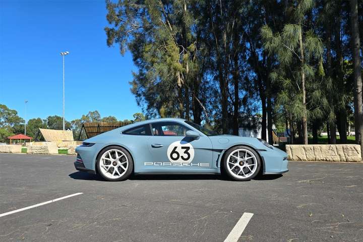 Porsche 911 S/T 2025