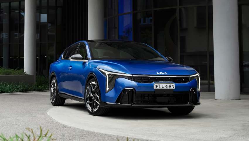 Kia k4
