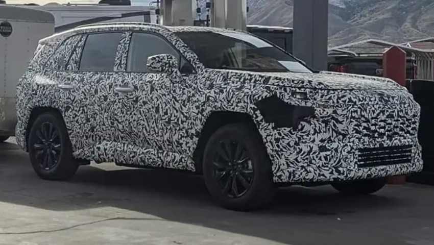 Photo espion du Toyota RAV4 2026 (image : Cochespias)