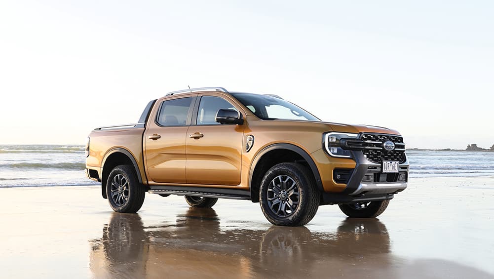 Ford a-t-il abandonné les voitures électriques pour construire les voitures que nous voulons vraiment? Un Ford est-il rival de la Toyota Landcruiser à venir, ou d'une nouvelle Ford Thunderbird ou d'un V8 Raptor? Ford fait ce que Byd et Tesla ne peuvent pas! | Opinion - Nouvelles de la voiture