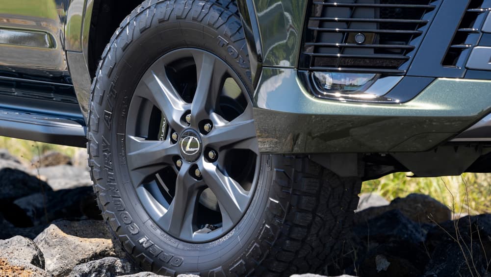 Hardcore Off-Road Hybrid confirmé! 2025 Lexus LX Overtrail rejoint la gamme de Toyota Landcruiser 300 Range Rover lié à la série - CAR NOUVELLES