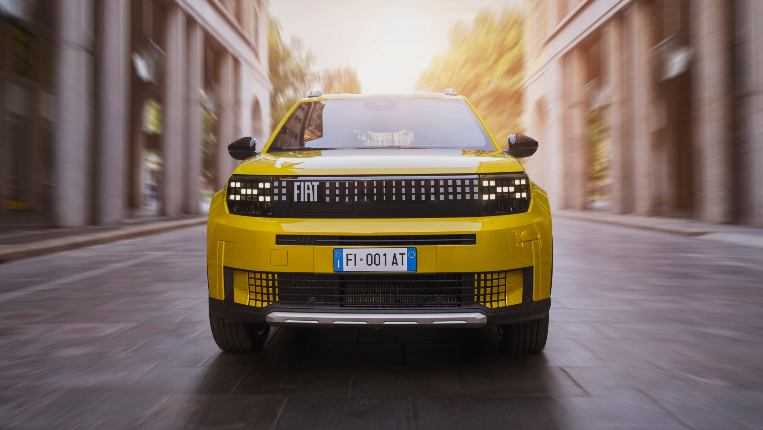 Réponse du constructeur italien emblématique à l'Inster MG4, BYD Dolphin, GWM Ora et Hyundai: La voiture électrique Fiat Grande Panda 2025 pourrait-elle venir en Australie en tant que SUV pratique à prix réduit? - Actualités de la voiture