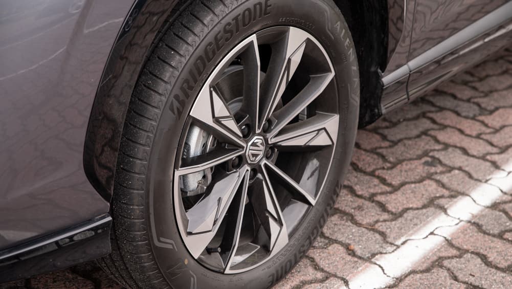 Maux de tête entrants pour BYD Sedion 6 et Mitsubishi Outlander PHEV: 2025 Mg HS Détails hybrides rechargeables révélés avant la version 2025 pour Hybrid Family Hybrid - Cut-Price - Car News