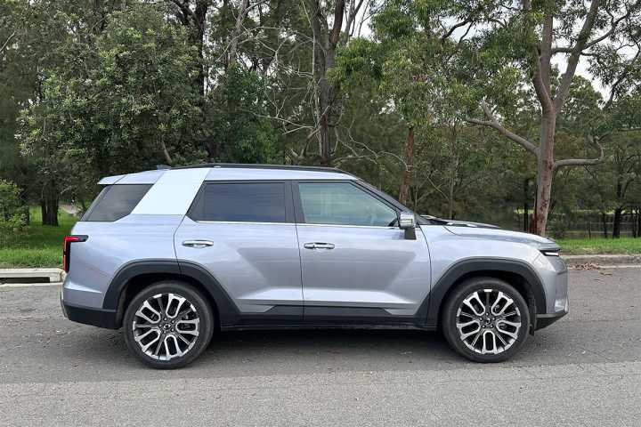 2025 kgm Ssangyong Torres ultime