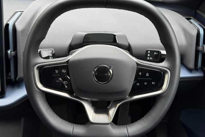 2025 Volvo Ex30 Twin Motor Performance Ultra (Crédit d'image: Justin Hilliard)