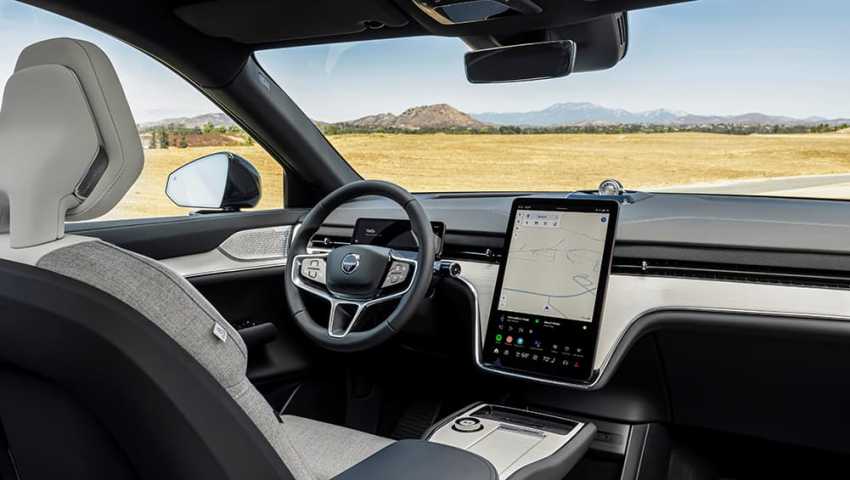 2025 Volvo Ex90