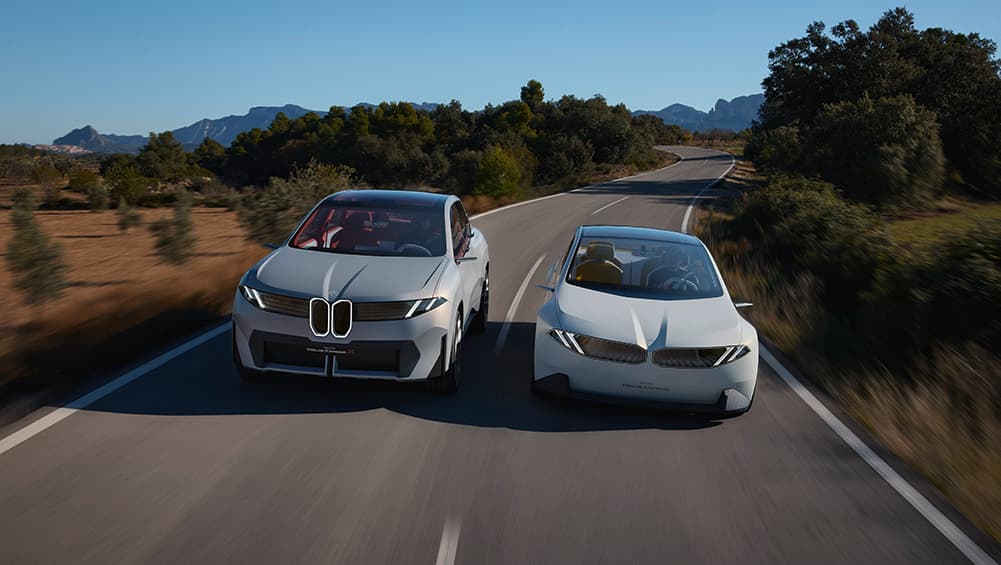 `` Big Leap Forward '': BMW verse de l'eau froide sur les plans de batterie à semi-conducteurs, insiste sur le fait que les voitures électriques à venir IX3 et 3 Série Neue Klasse apporteront des améliorations majeures dans la gamme EV et la puissance - les nouvelles de la voiture