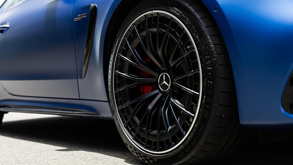 La voiture de performance brutale est arrivée! 2025 Mercedes-Benz CLE 53 4MATIC + étourdisse avec une accélération rapide, 330 kW de puissance et un prix pour défier la BMW M440i et Audi RS5 Coupé - Coup News News