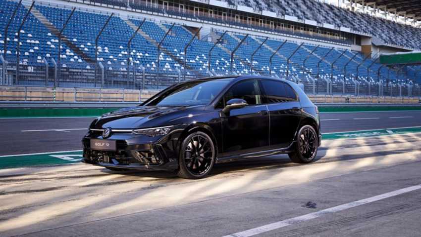 2025 Volkswagen Golf R Black Edition