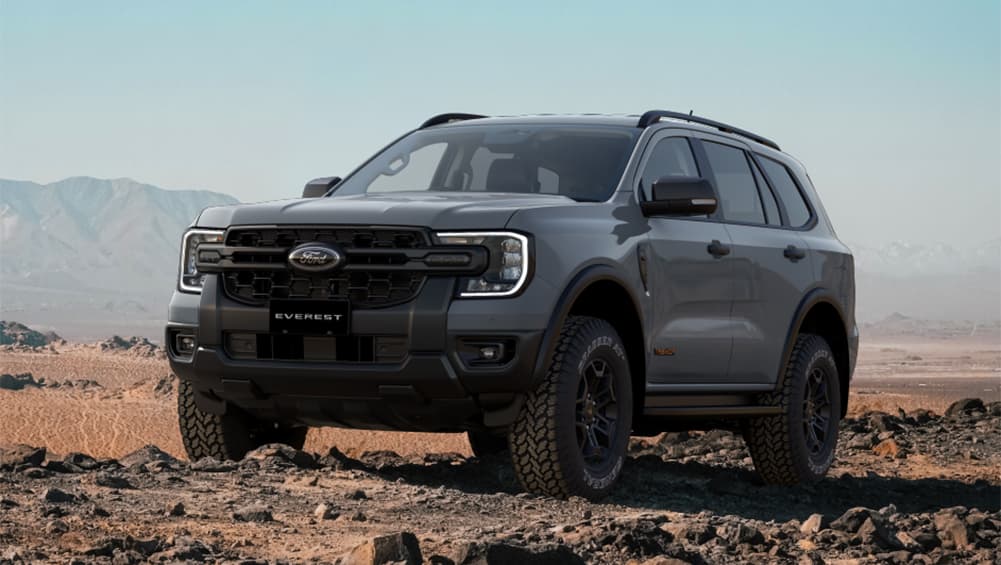 Ford fait glisser sur Toyota Prado avec son `` pas de compromis '' Everest 4wd -