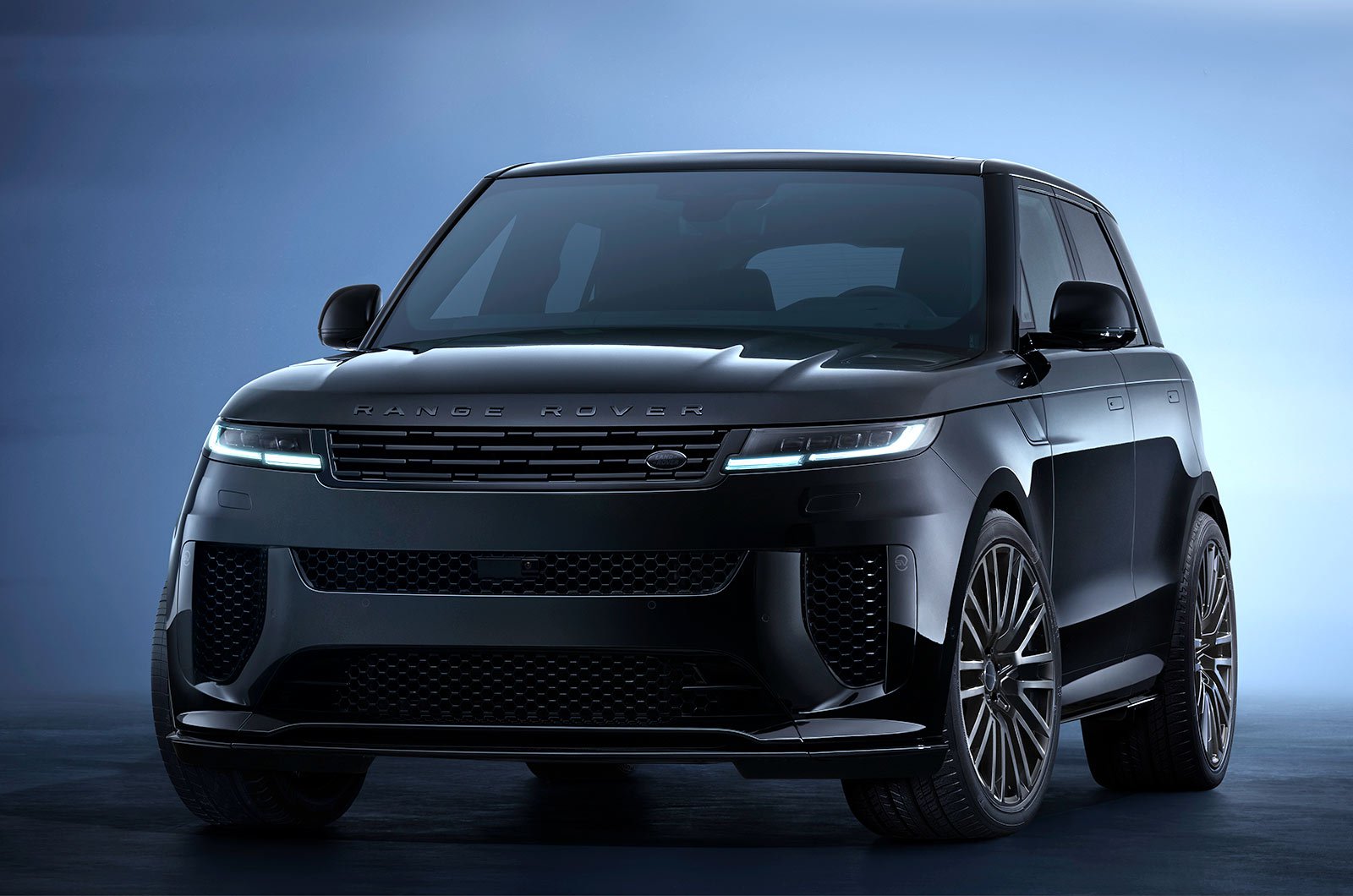 Range Rover Sport SV est un nouveau produit phare de performance 626 ch