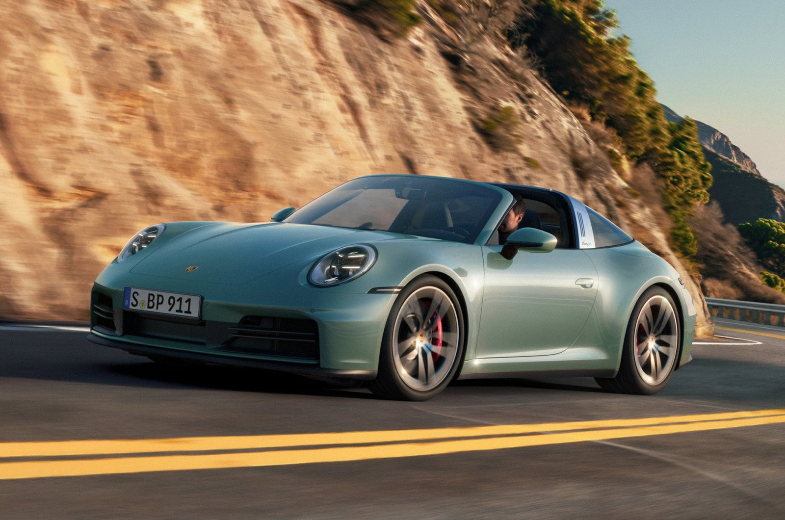 La nouvelle Porsche 911 Carrera 4S est augmentée de 473 ch pour 127k £