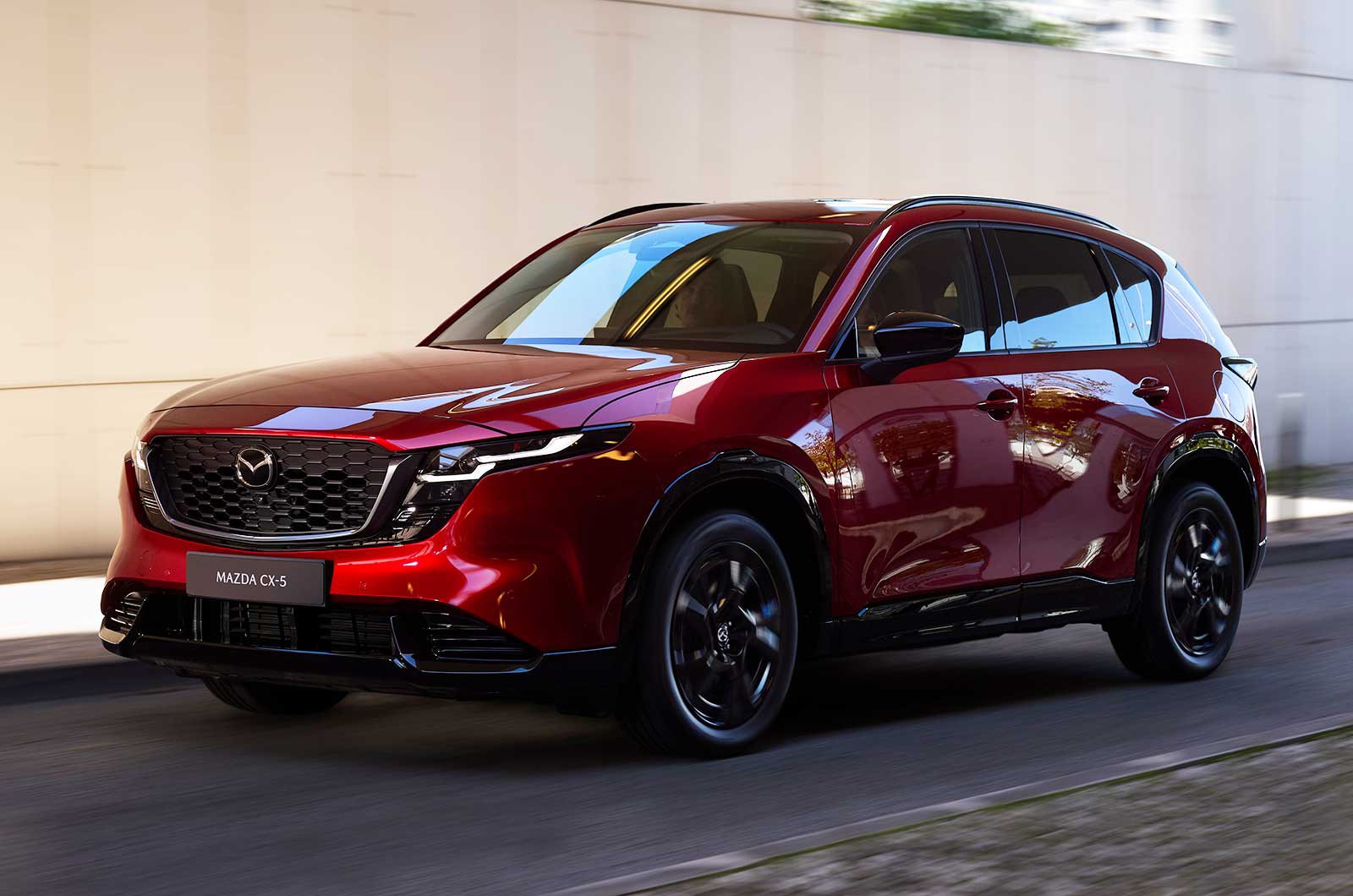 Nouveau Mazda CX-5 révélé: le SUV familial obtient une légère puissance hybride