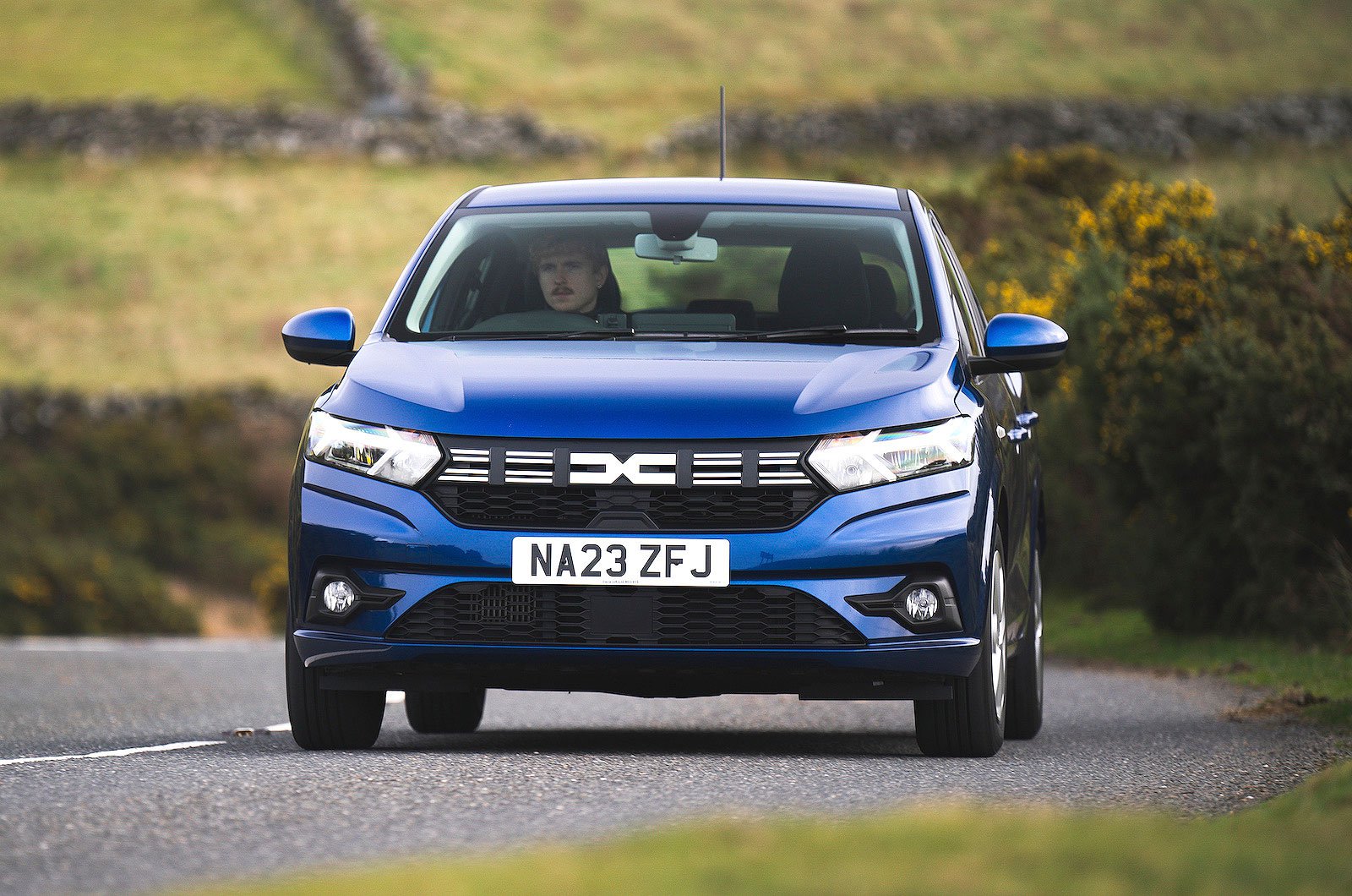2027 Dacia Sandero sera proposé avec une puissance hybride et électrique
