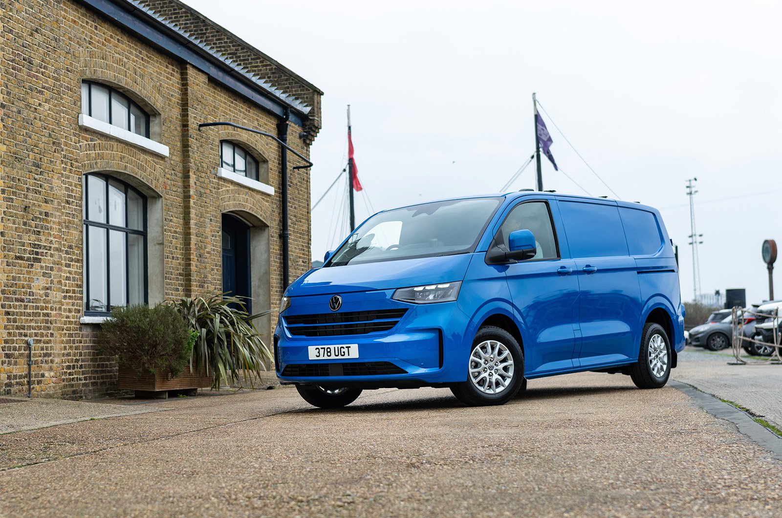 Volkswagen Renforce la gamme de véhicules commerciaux avec groupe motopropulseur ehybride