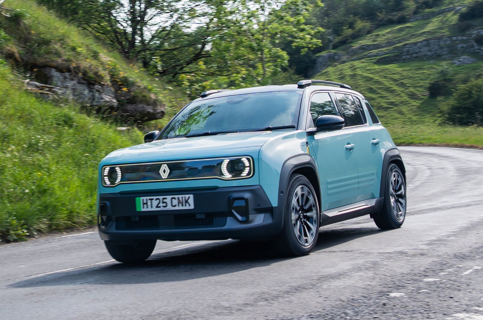 4 raisons pour lesquelles l'électrique Renault 4 E-Tech devrait être au sommet de votre liste de SUV