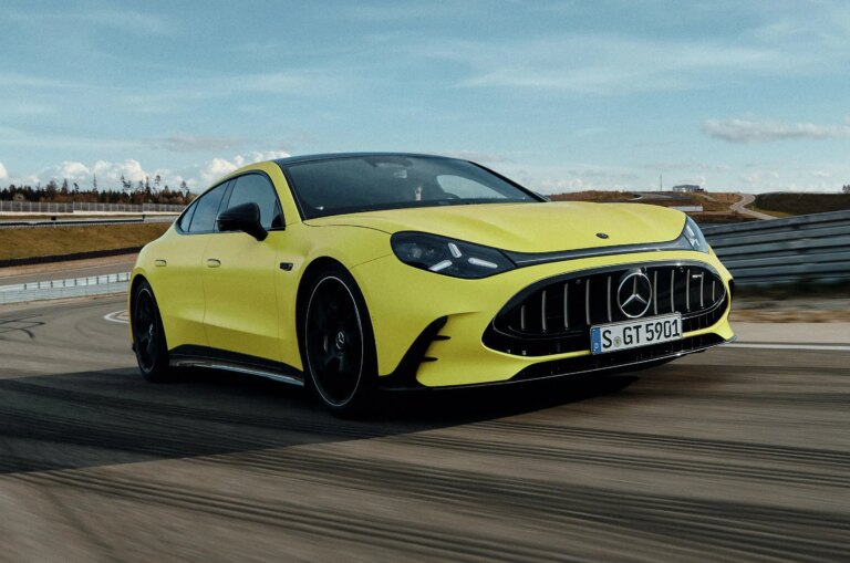 Le nouveau coupé électrique Mercedes-AMG GT 4 portes dévoilé avec une accélération rivalisant avec celle des hypercars