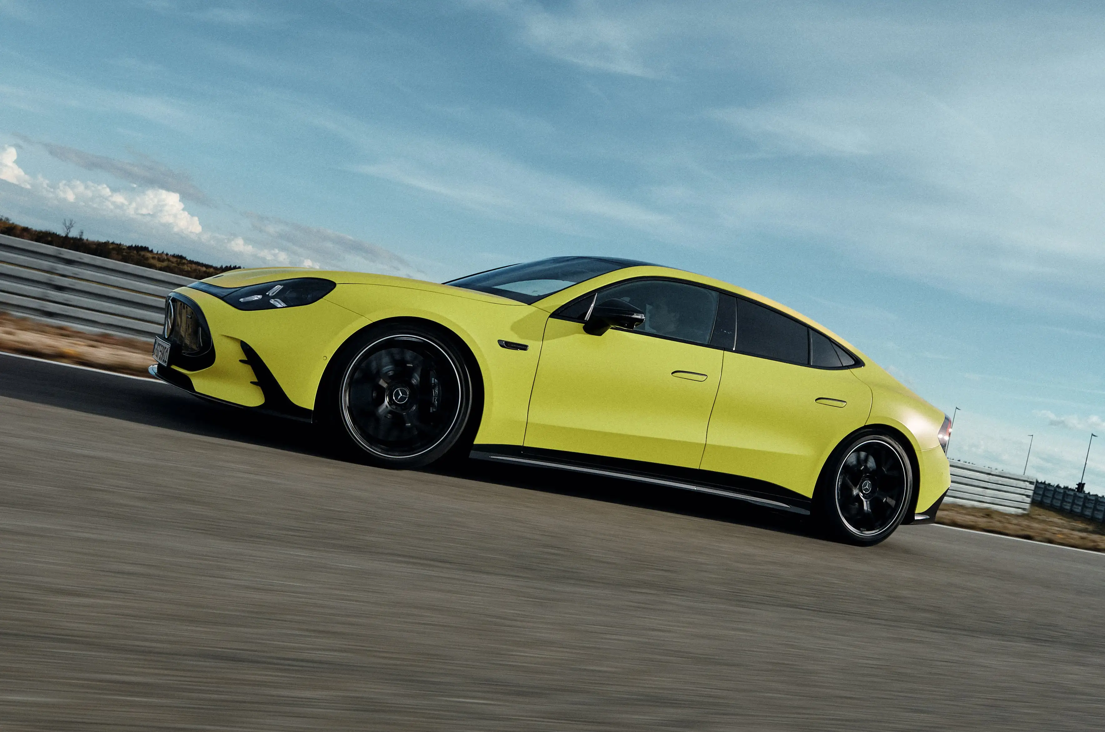 Conduite latérale Mercedes-AMG GT Coupé 4 portes Conduite latérale Mercedes-AMG GT Coupé 4 portes