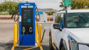Walmart et Ionna lancent-ils une guerre des prix sur la recharge rapide des véhicules électriques ? On dirait bien que oui
