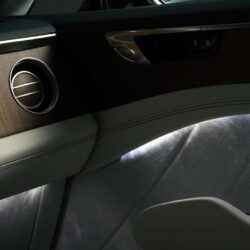 Qui a besoin du cuir ? Bentley proposera des sièges en laine mérinos dans son premier véhicule électrique.