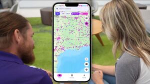 Cette nouvelle application réunit 200 000 bornes de recharge pour véhicules électriques en Amérique du Nord en un seul endroit